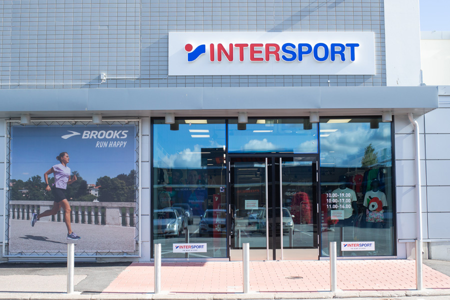 2022:K-citymarket Intersport, Laune, ulko-ovi 